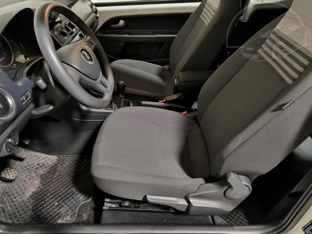 2021 Volkswagen Up! - 9