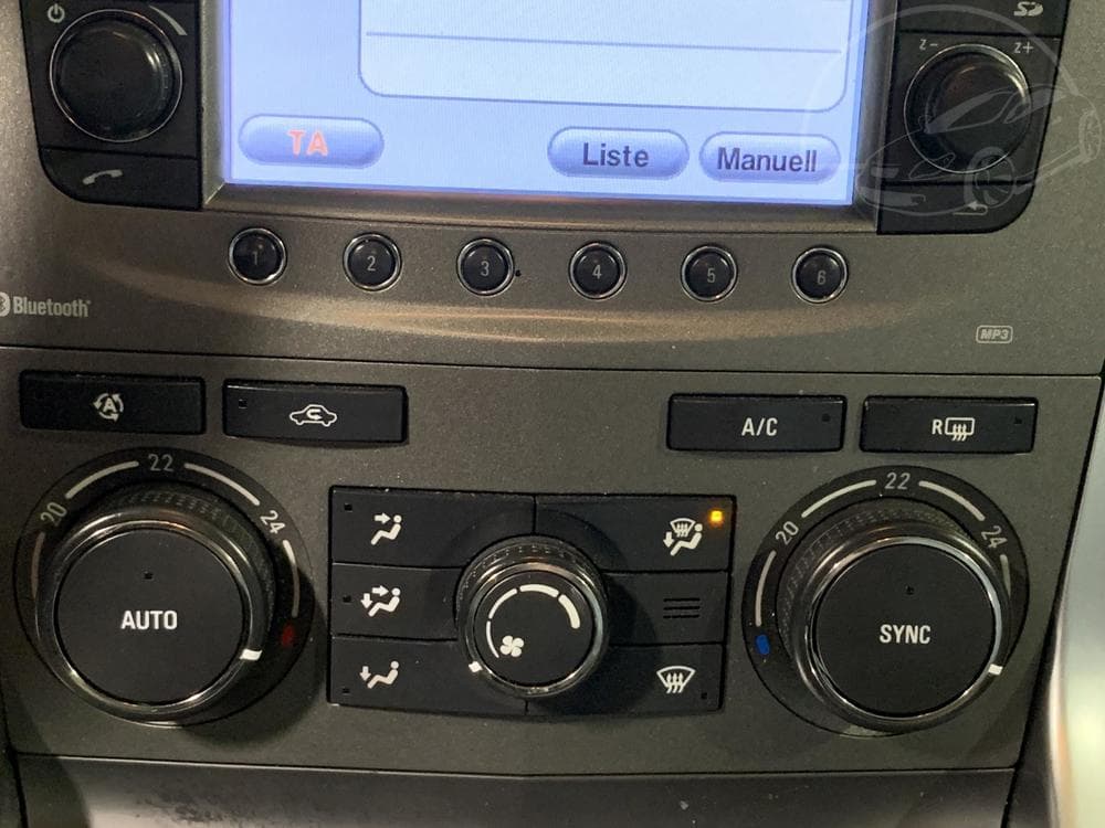 2015 Opel Antara - 16