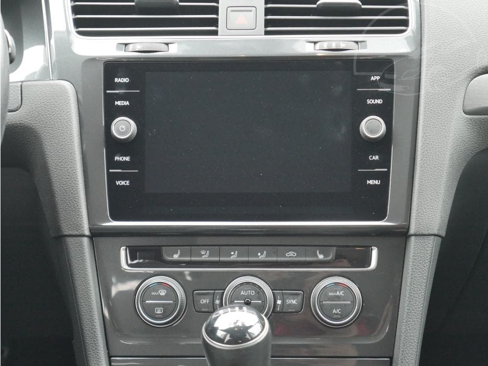 2019 Volkswagen GOLF - 41