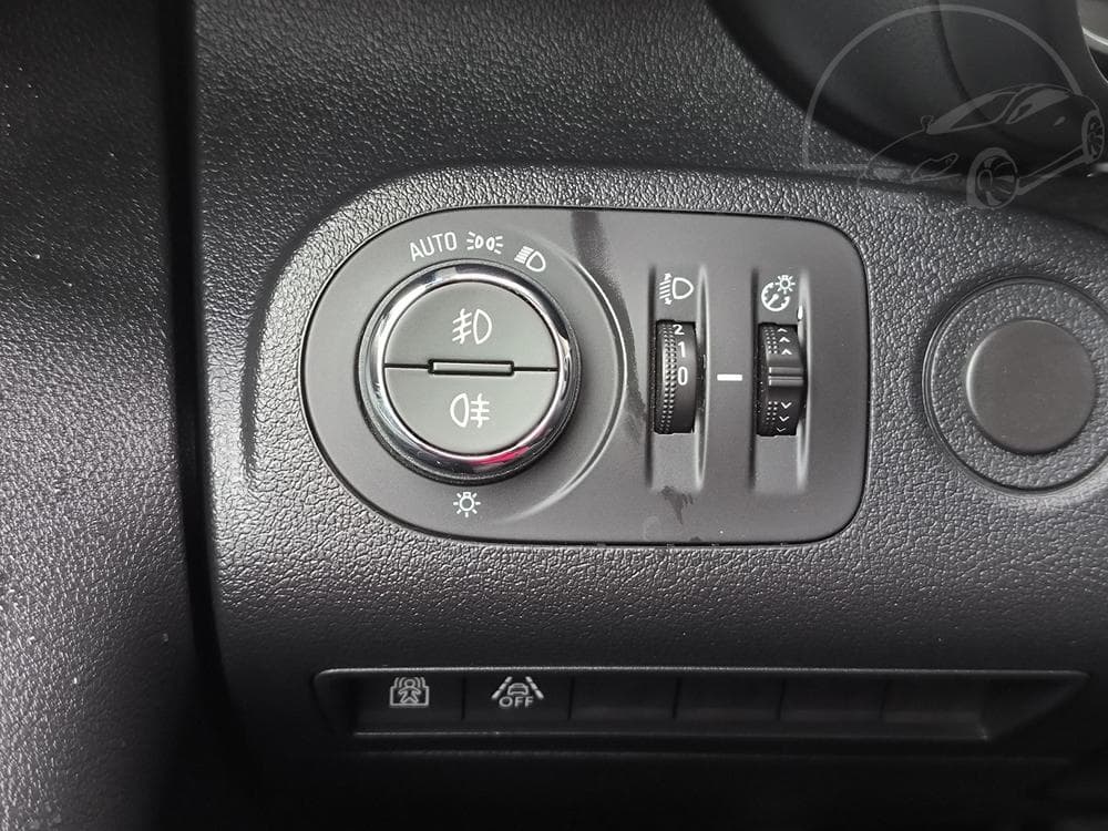 2022 Opel COMBO - 46