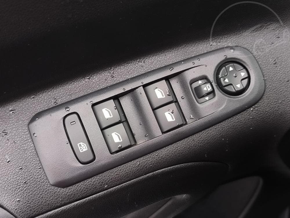 2022 Opel COMBO - 49
