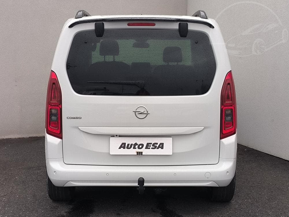 2022 Opel COMBO - 13