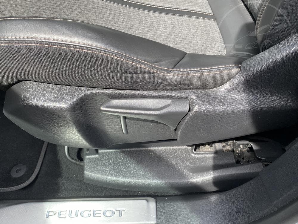 2016 Peugeot 3008 - 14