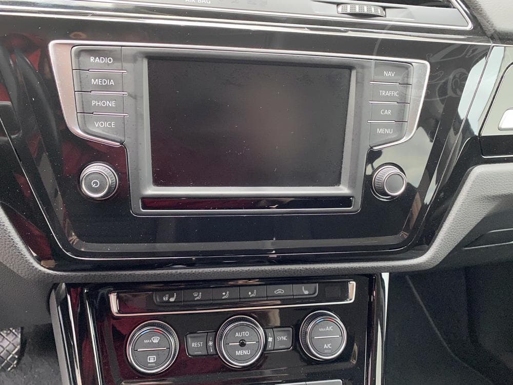 2016 Volkswagen Touran - 10