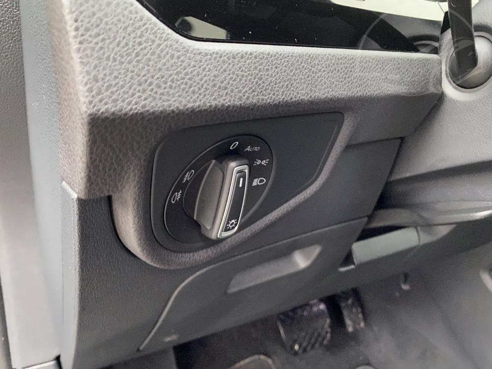 2016 Volkswagen Touran - 17