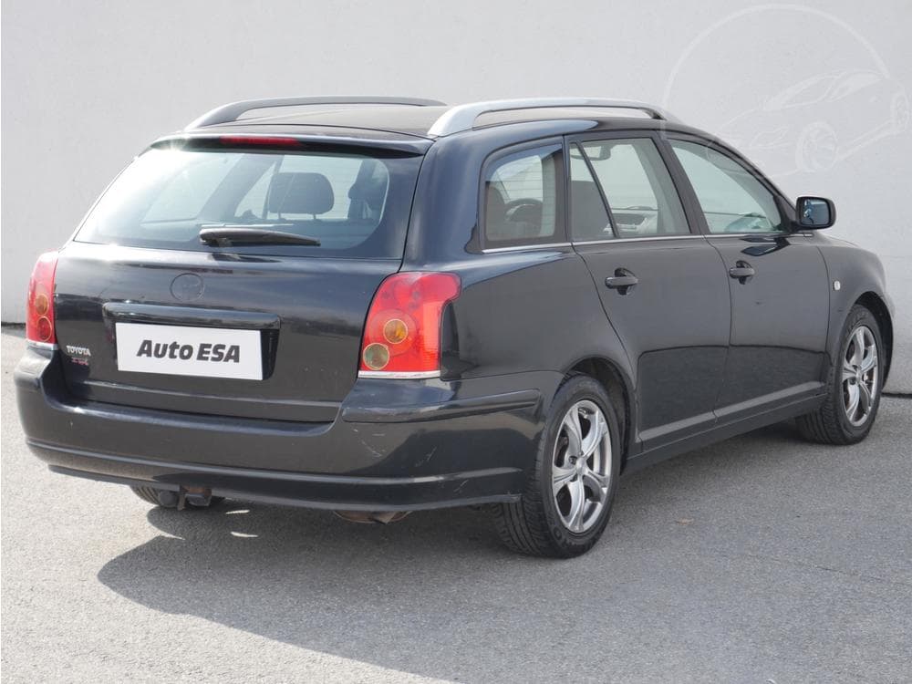 2005 Toyota AVENSIS - 4