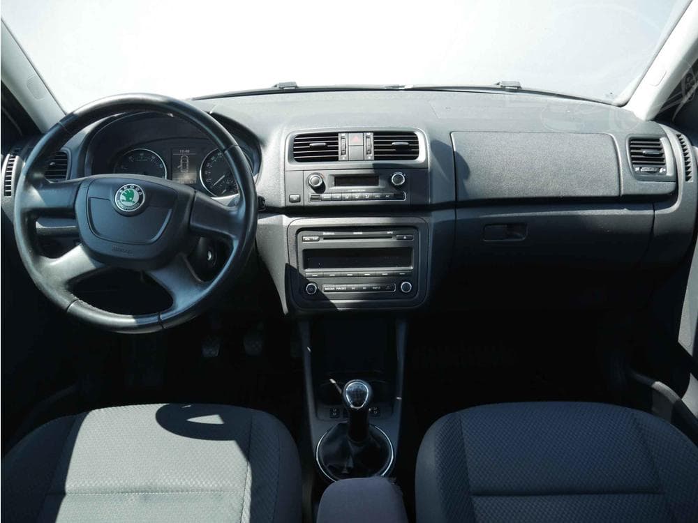2011 Škoda FABIA - 8