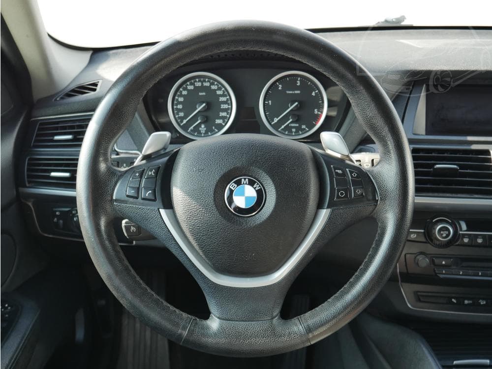 2010 BMW X6 - 11