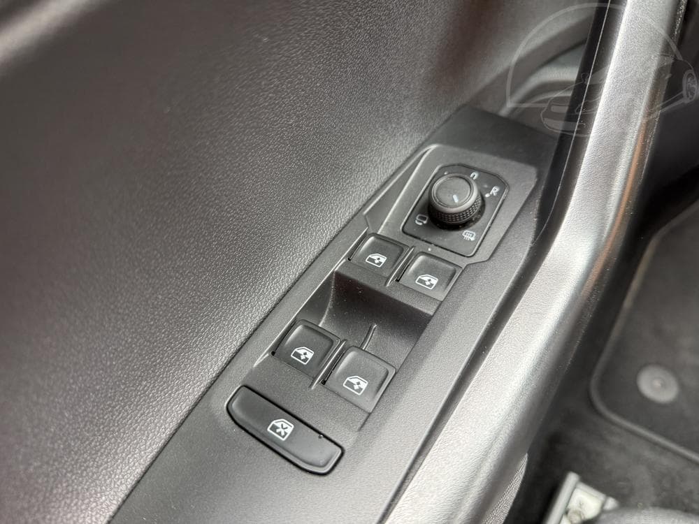 2021 Volkswagen POLO - 11