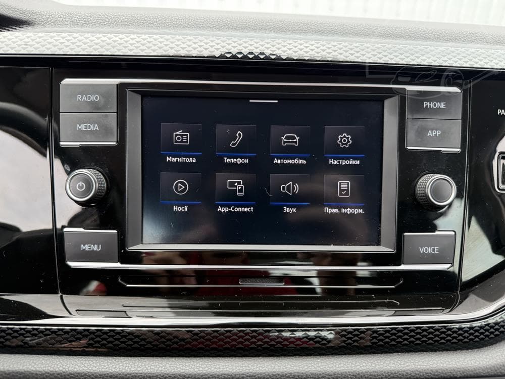 2021 Volkswagen POLO - 15
