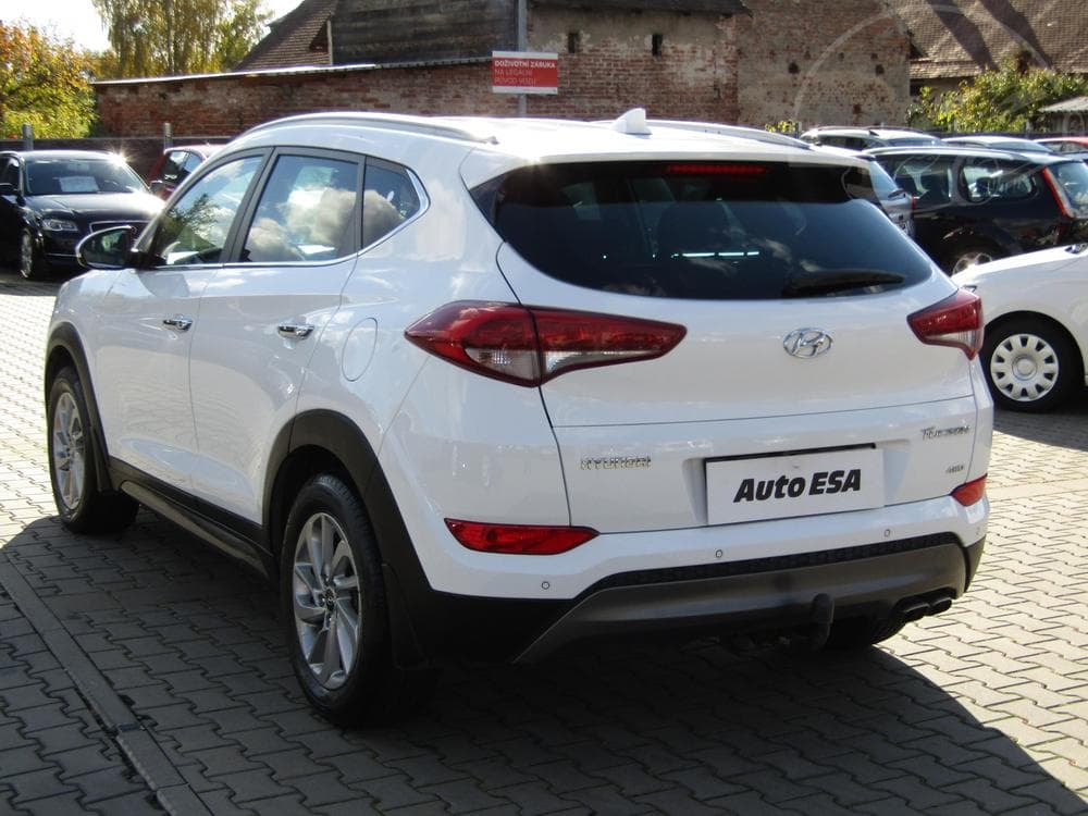 2015 Hyundai TUCSON - 21