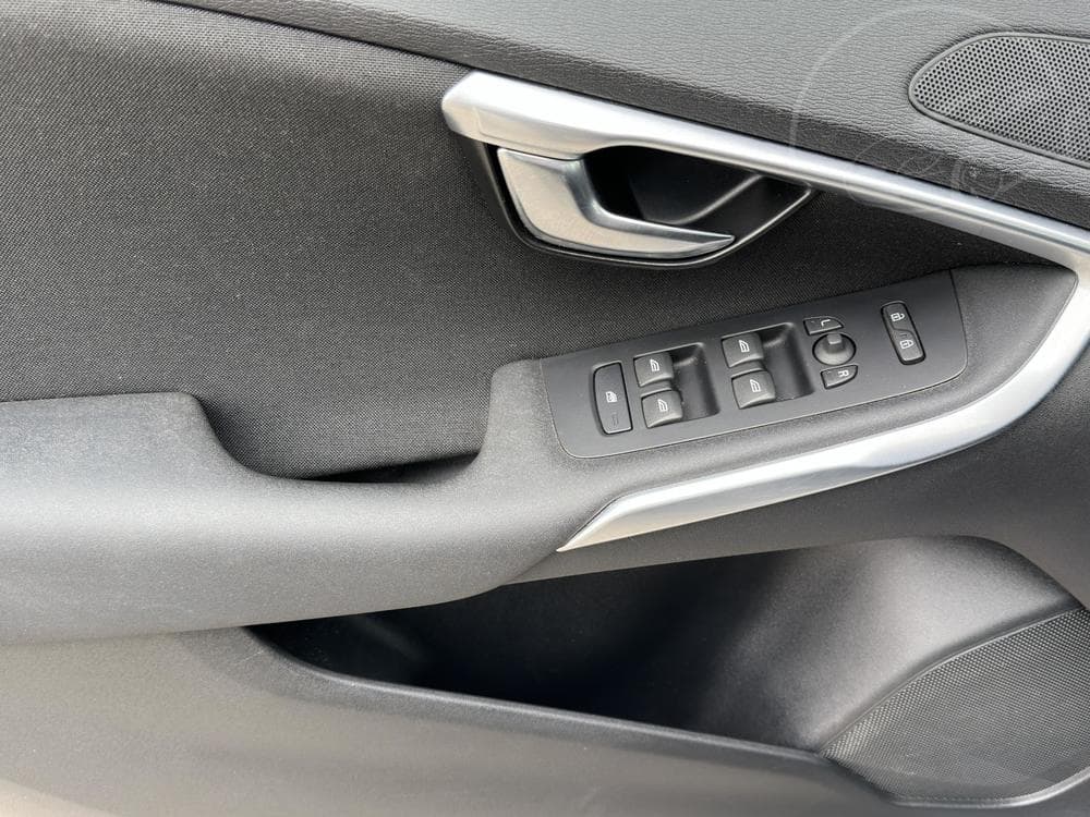 2014 Volvo V40 - 11