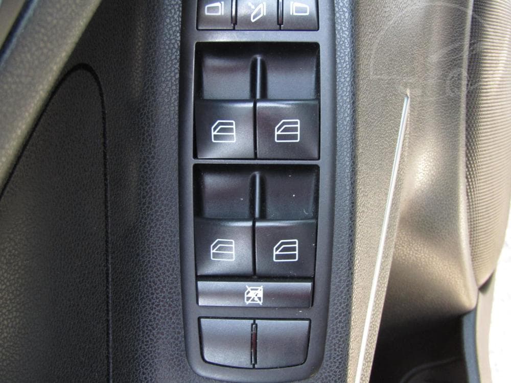 2005 Mercedes-Benz M-Class - 13