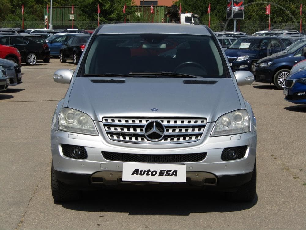 2005 Mercedes-Benz M-Class - 2