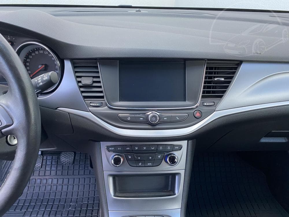 2018 Opel ASTRA - 46
