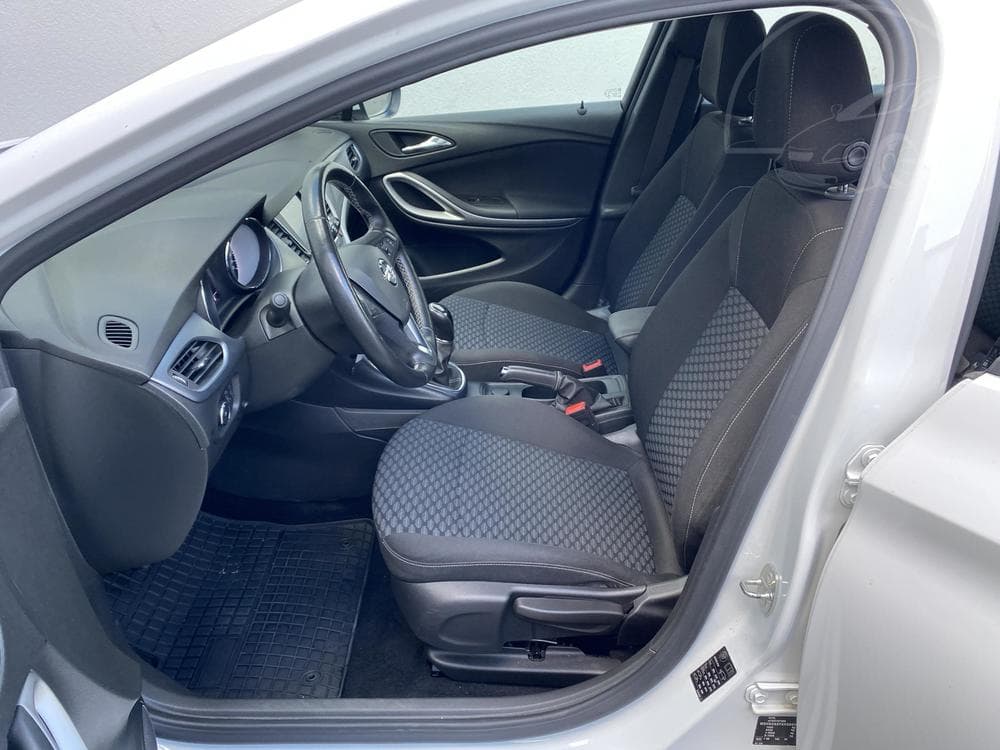 2018 Opel ASTRA - 61