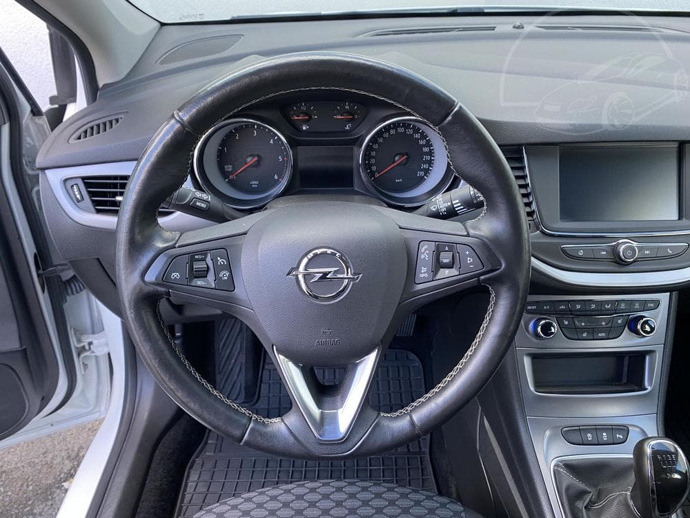 2018 Opel ASTRA - 41