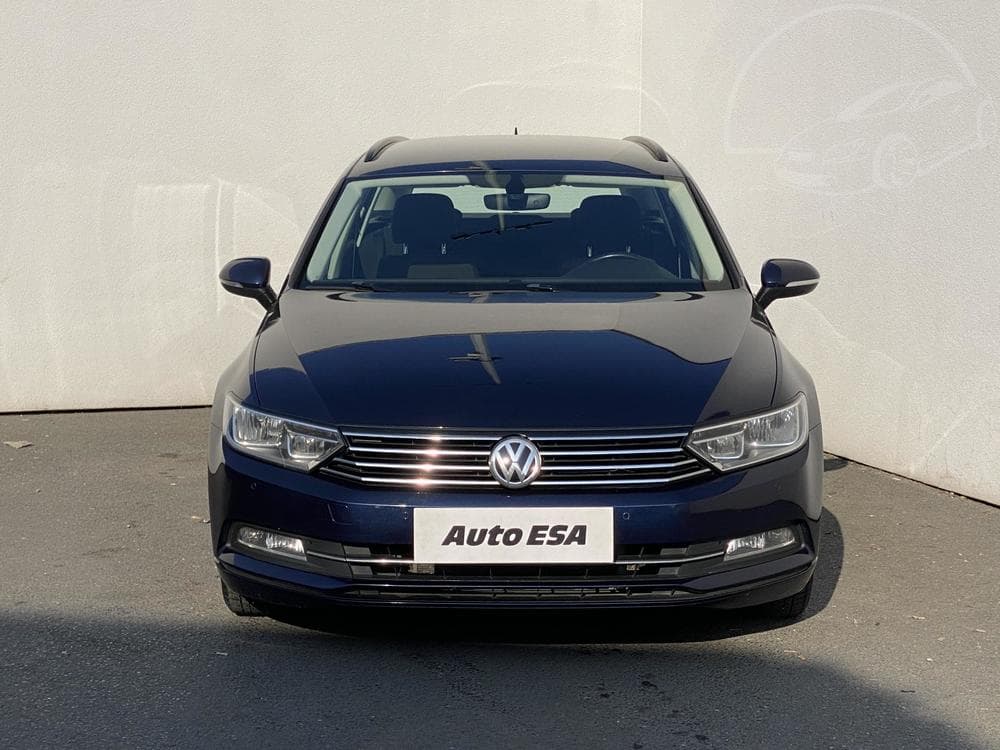 2016 Volkswagen PASSAT - 2