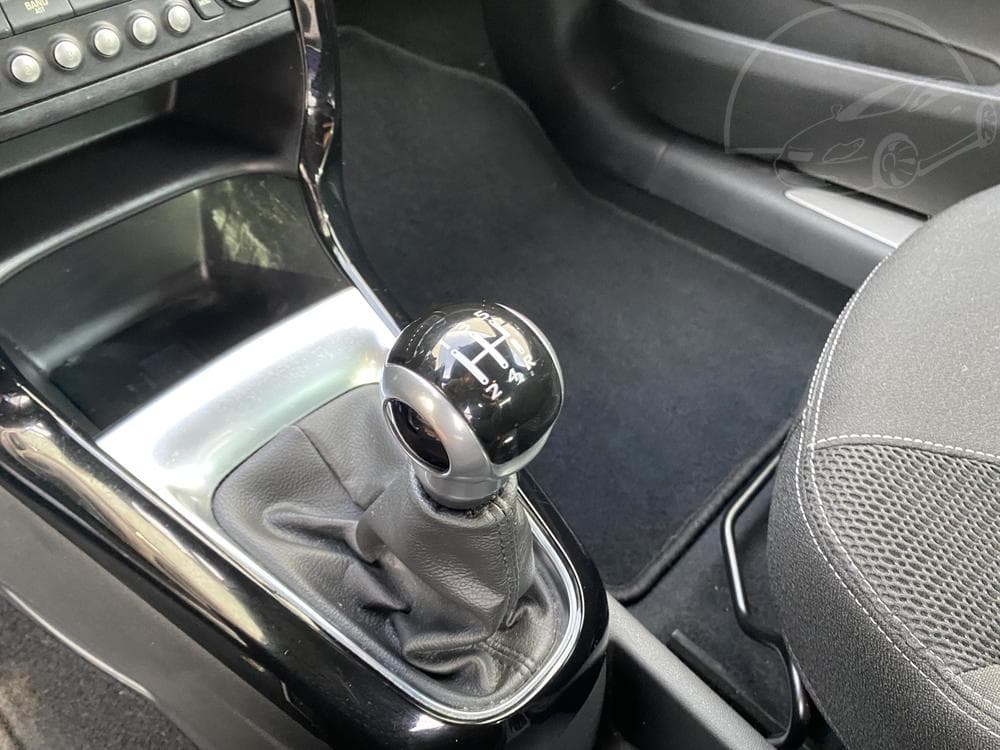 2015 Citroen DS3 - 14