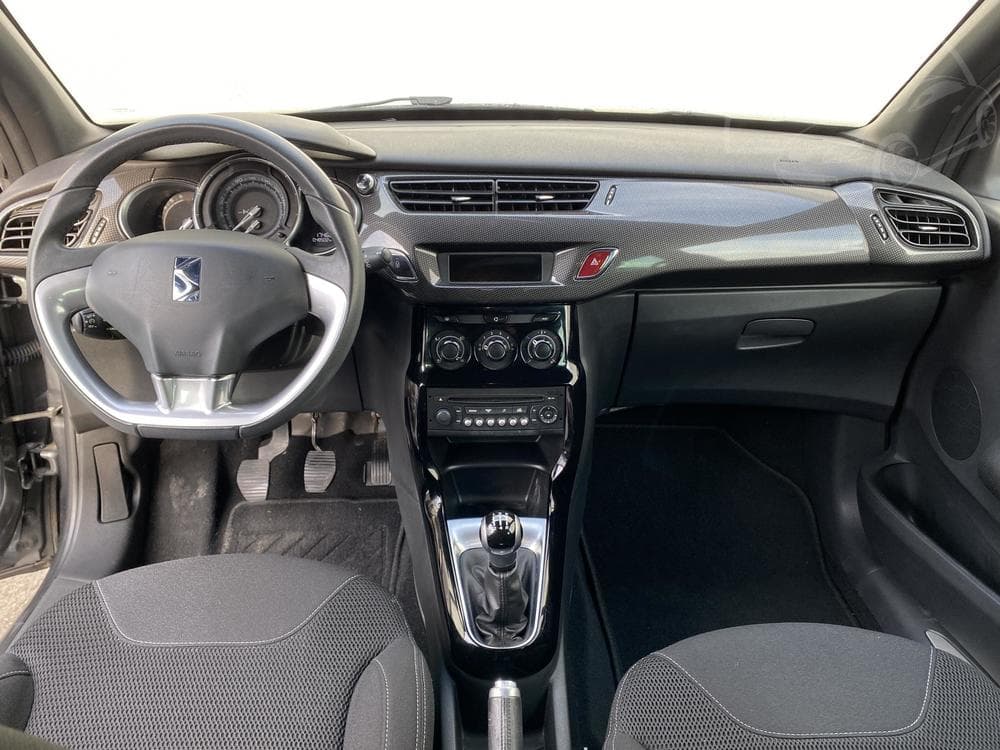 2015 Citroen DS3 - 8