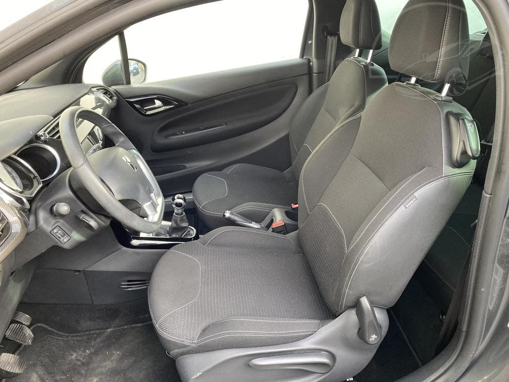 2015 Citroen DS3 - 9