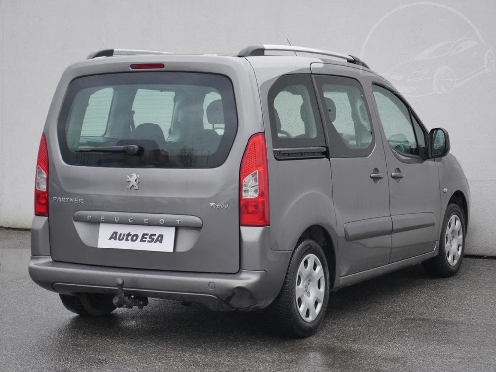 2010 Peugeot Partner - 10