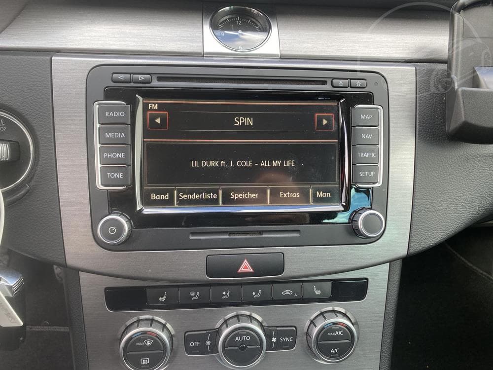 2013 Volkswagen PASSAT - 15