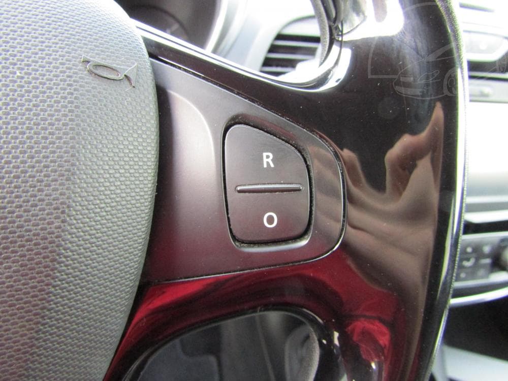 2015 Renault Captur - 16