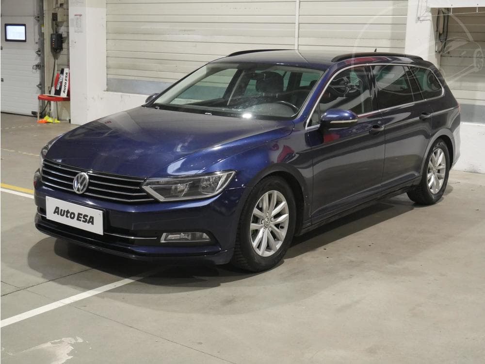 2015 Volkswagen PASSAT - 7