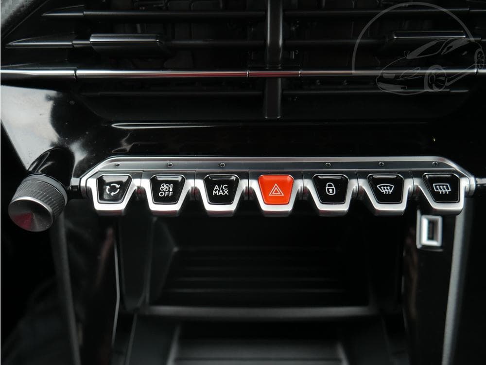 2021 Peugeot 2008 - 15