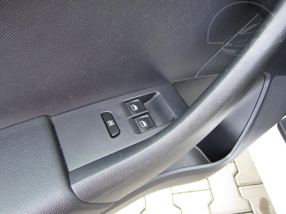 2013 Škoda RAPID - 12