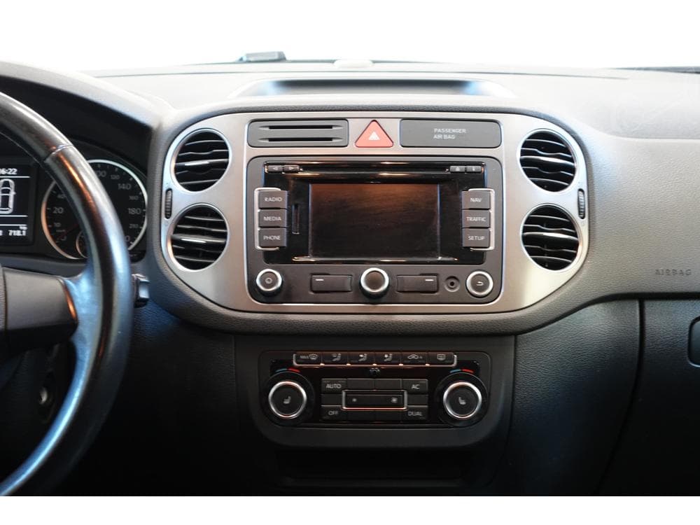 2010 Volkswagen TIGUAN - 14