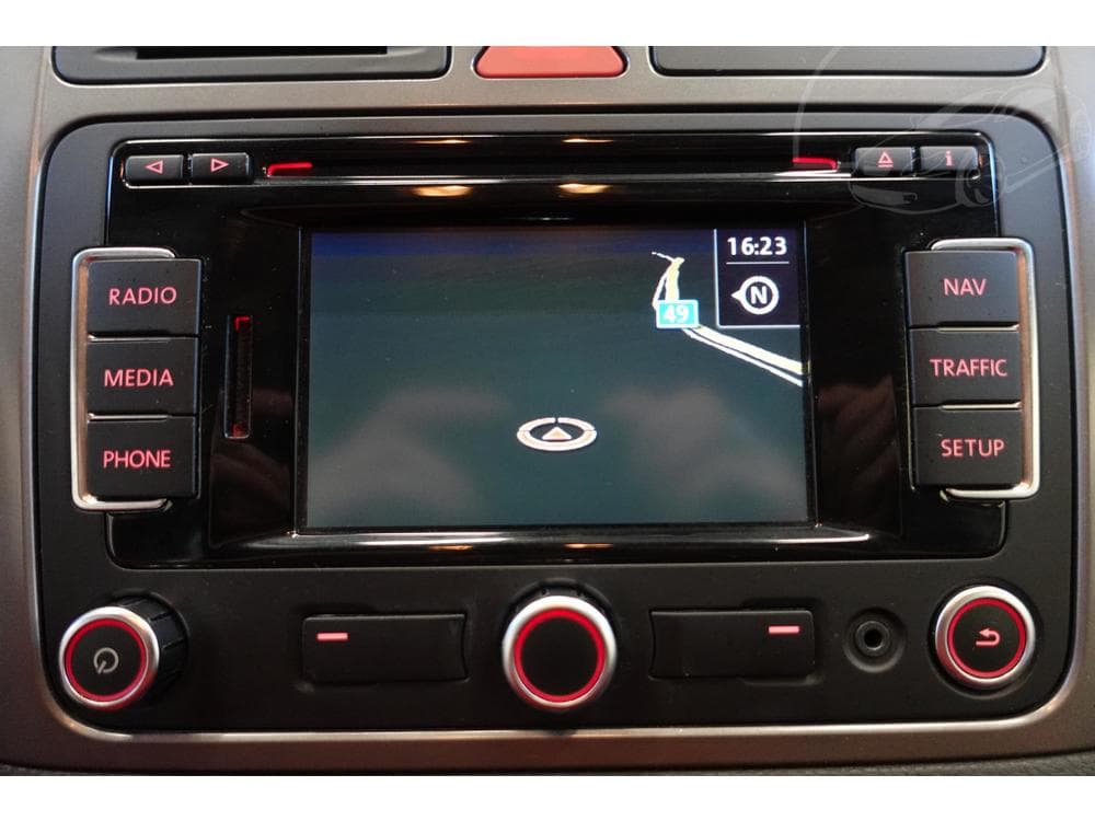 2010 Volkswagen TIGUAN - 16
