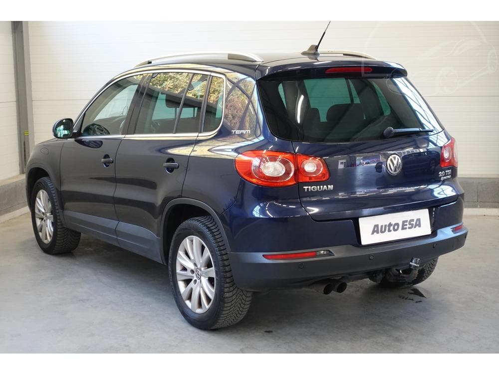 2010 Volkswagen TIGUAN - 4