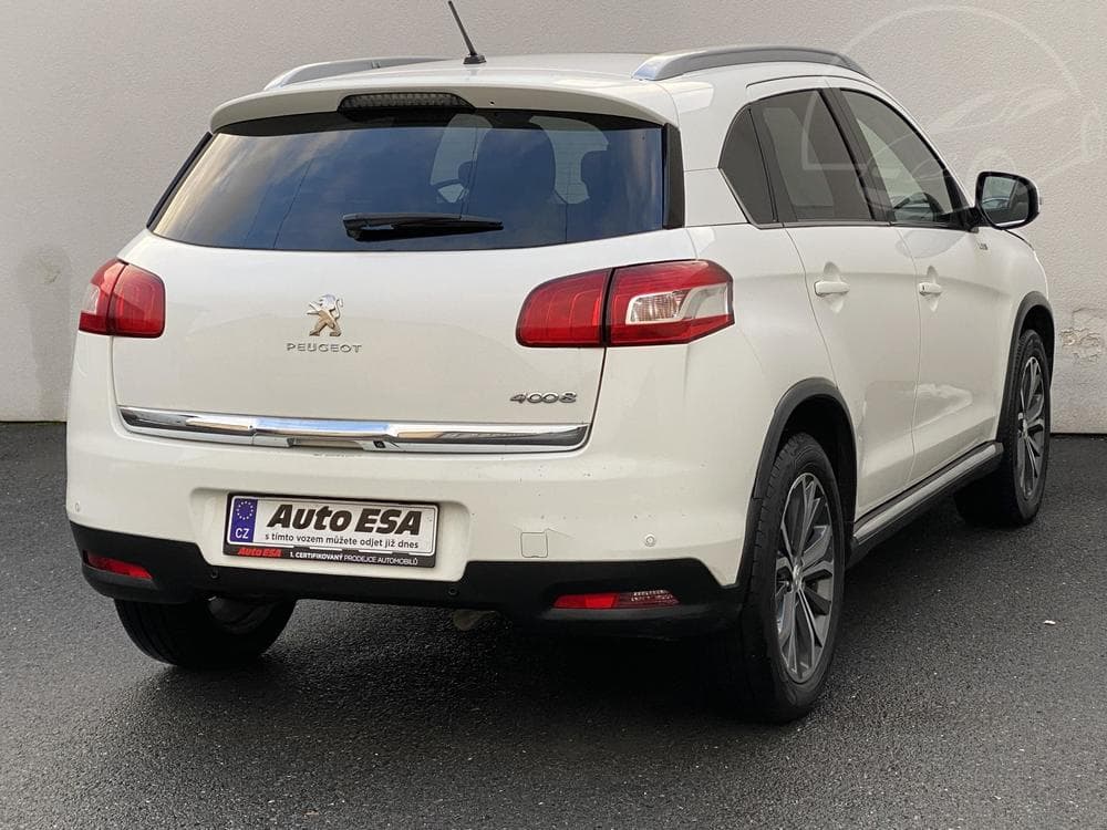 2016 Peugeot 4008 - 16