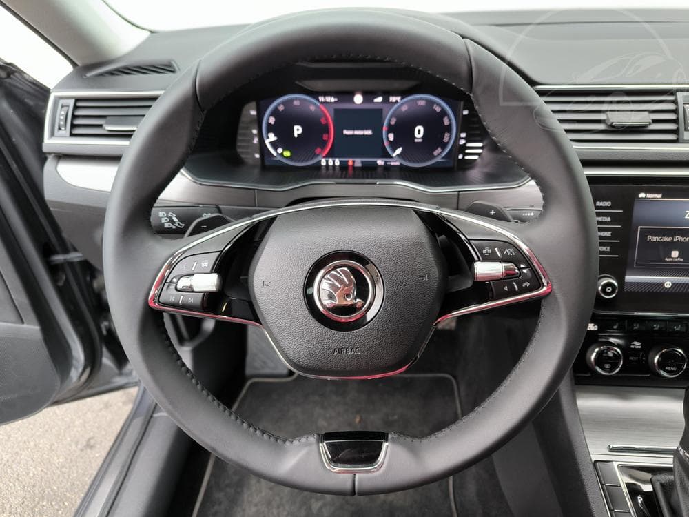 2022 Škoda SUPERB - 25
