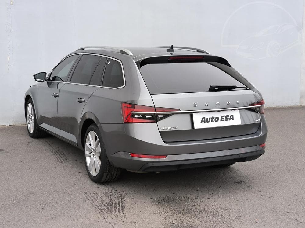2022 Škoda SUPERB - 7