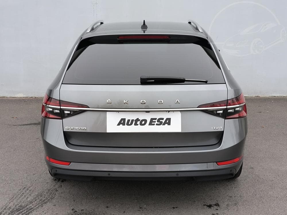 2022 Škoda SUPERB - 9