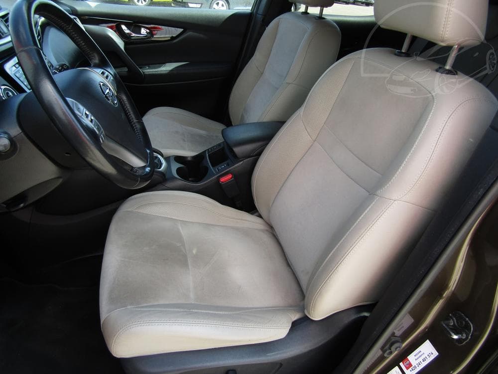 2015 Nissan QASHQAI - 17