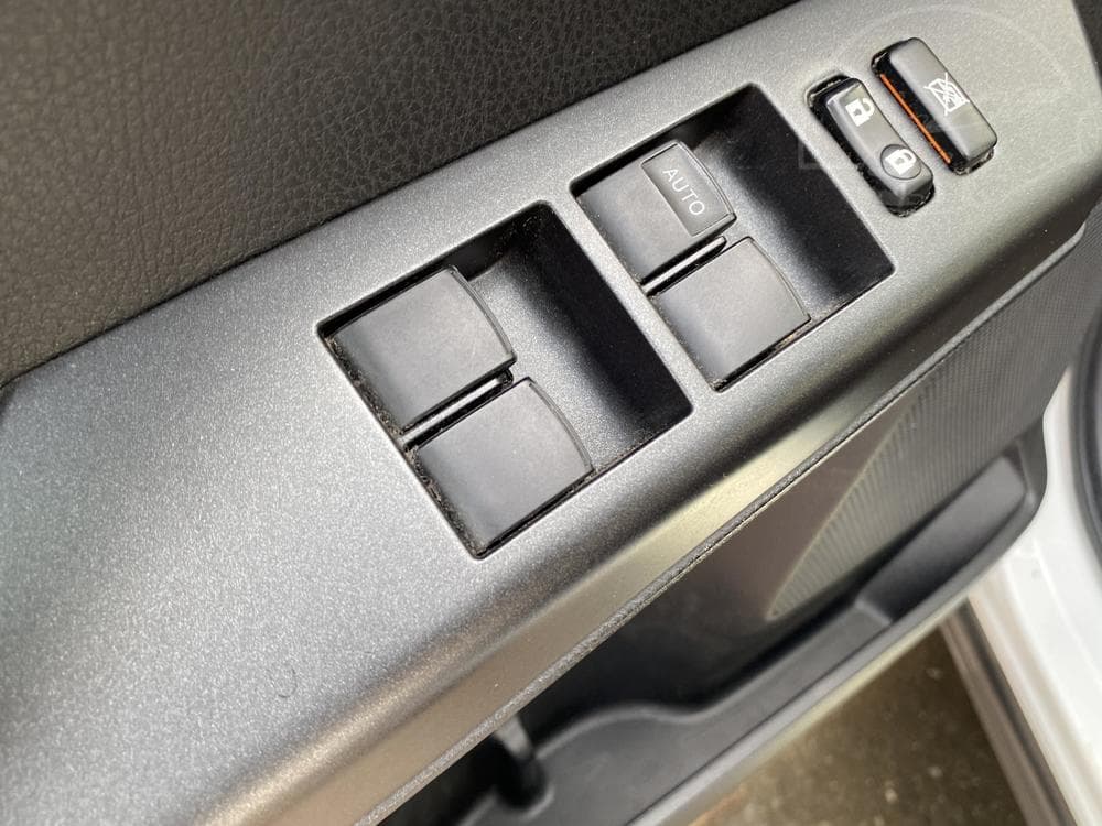 2016 Toyota RAV4 - 46
