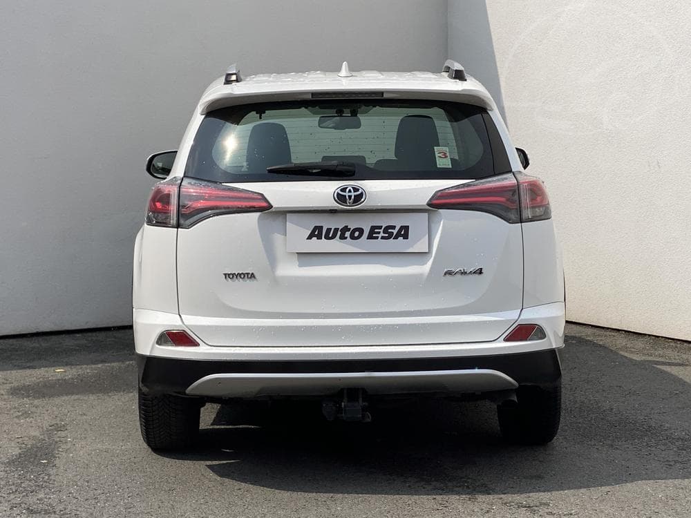 2016 Toyota RAV4 - 13