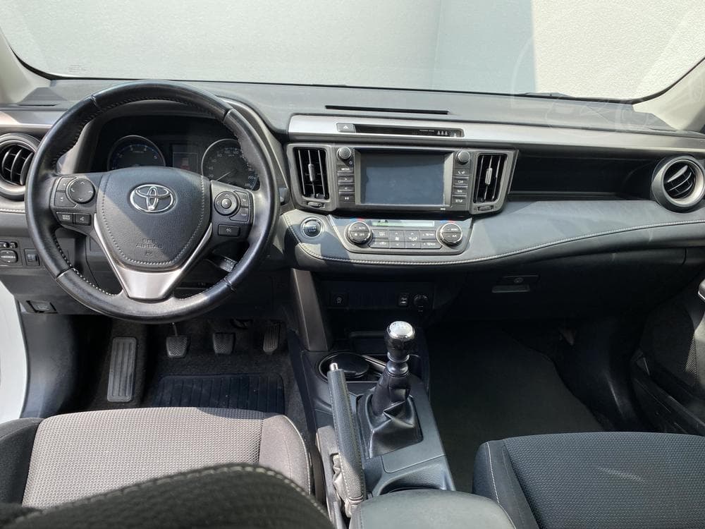 2016 Toyota RAV4 - 25