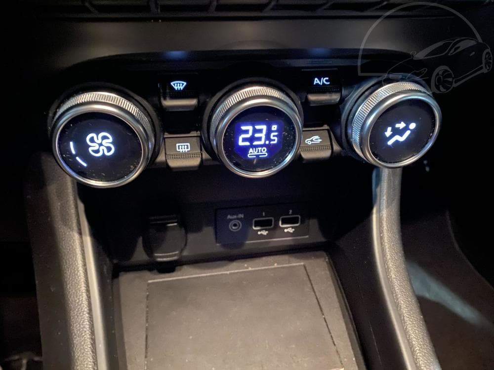 2021 Renault CAPTUR - 43
