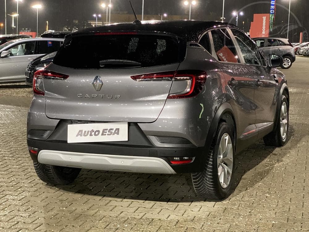 2021 Renault CAPTUR - 10