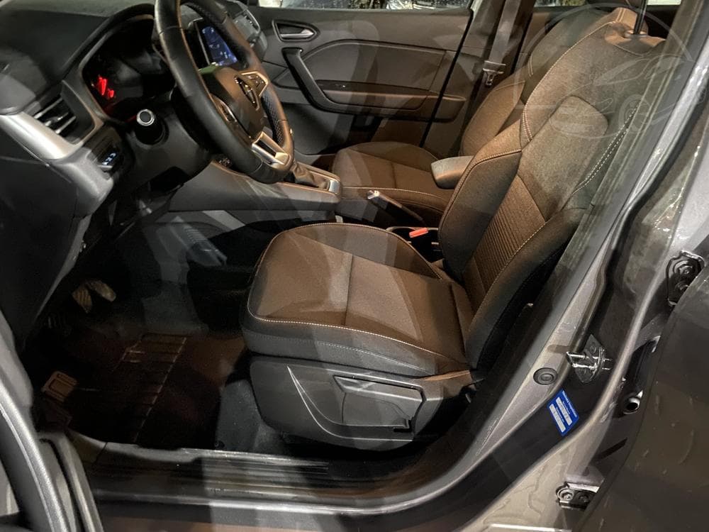 2021 Renault CAPTUR - 25