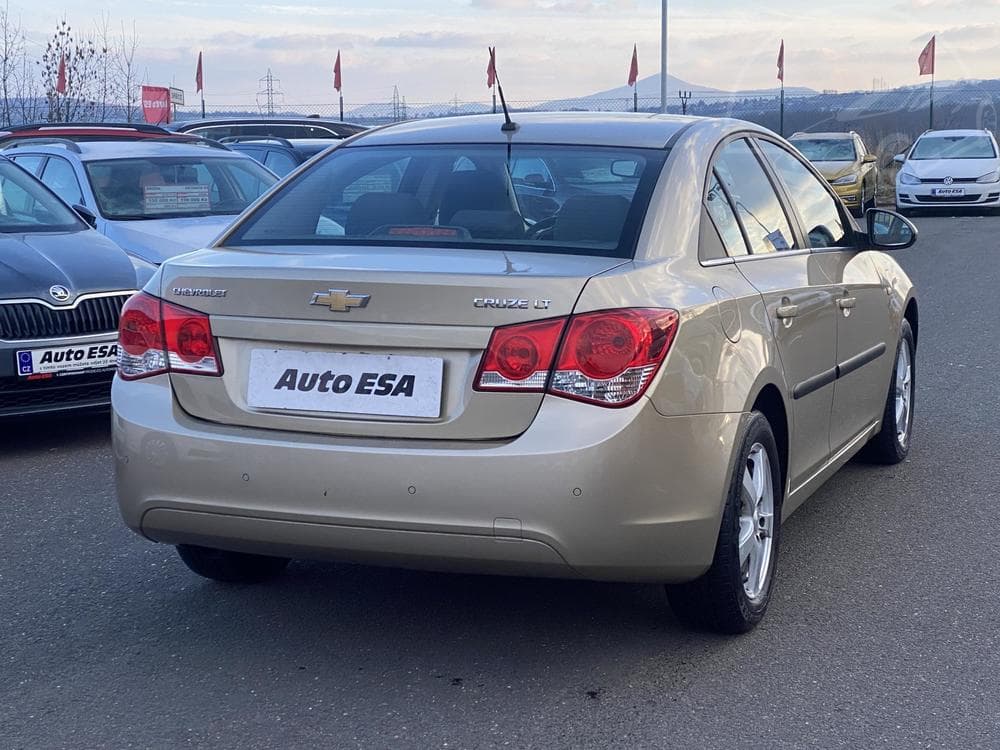 2009 Chevrolet CRUZE - 6