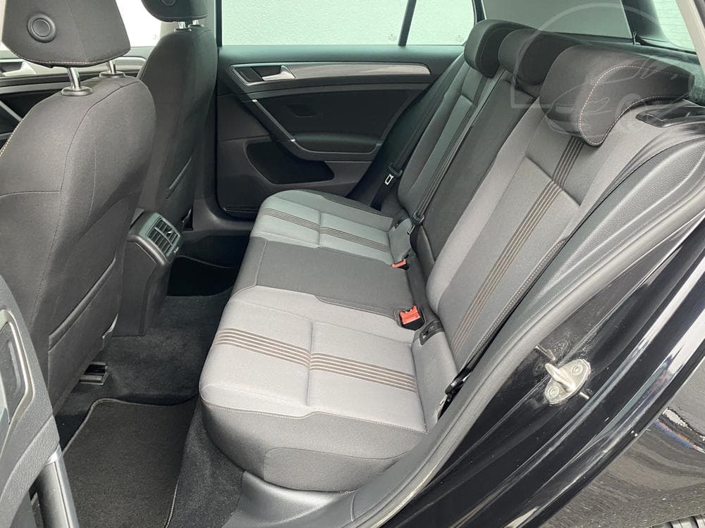 2017 Volkswagen GOLF - 28