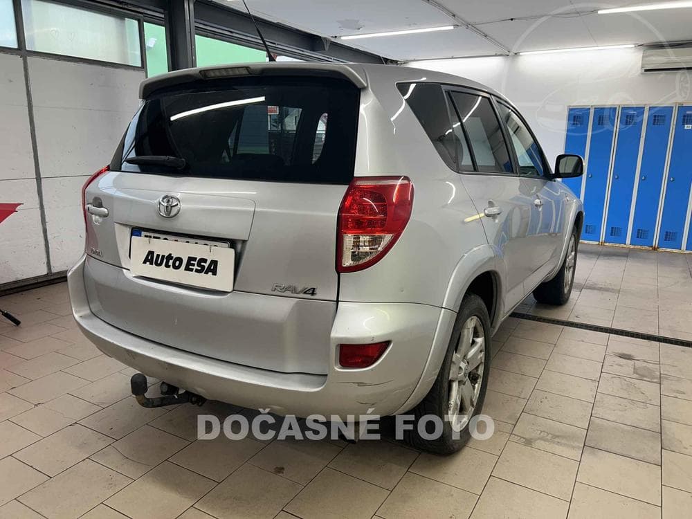2007 Toyota RAV4 - 2