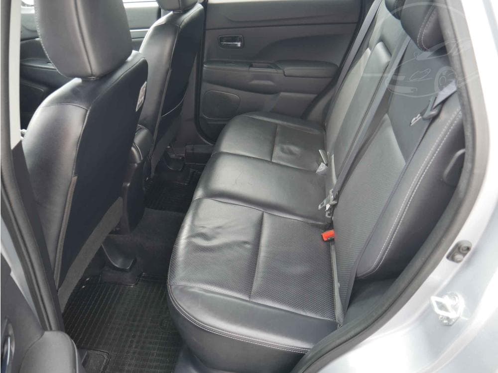 2011 Mitsubishi ASX - 10