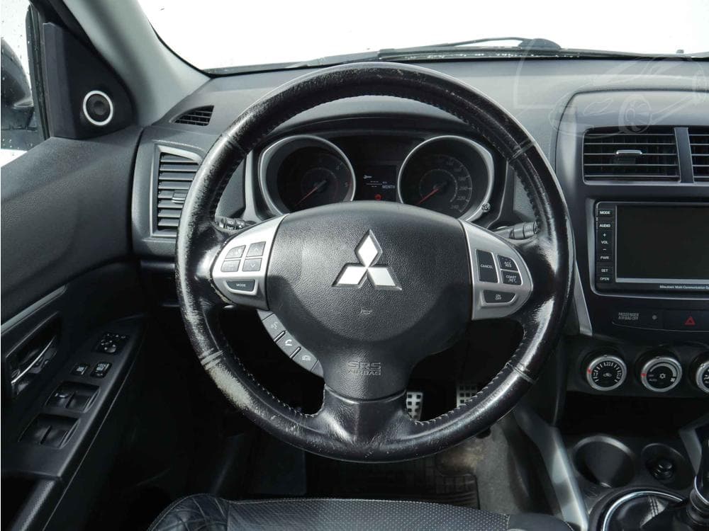 2011 Mitsubishi ASX - 17